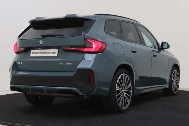 BMW X1 (2024) thumbnail 2