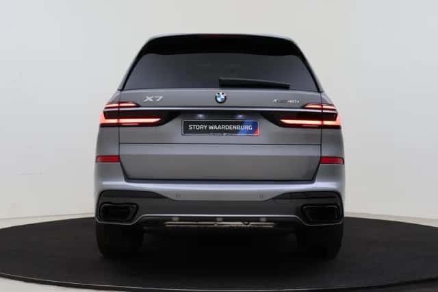 BMW X7 (2026) thumbnail 5