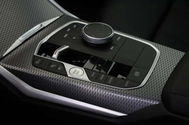 BMW 3-Serie (2025) thumbnail 6