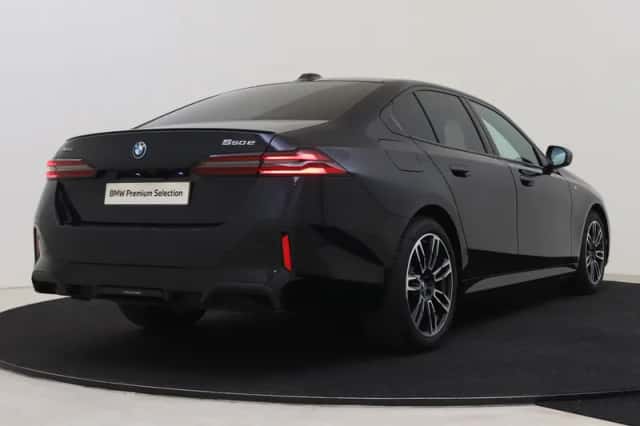 BMW 5-Serie (2025) thumbnail 2