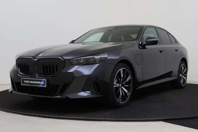 BMW 5-Serie (2026) thumbnail 1