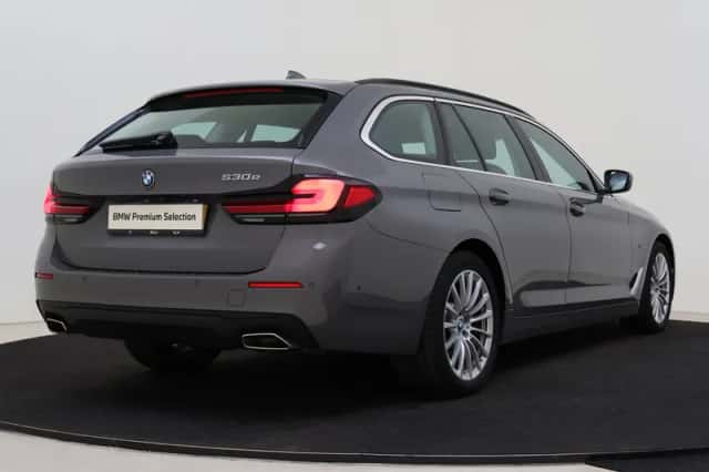 BMW 5-Serie (2022) thumbnail 2