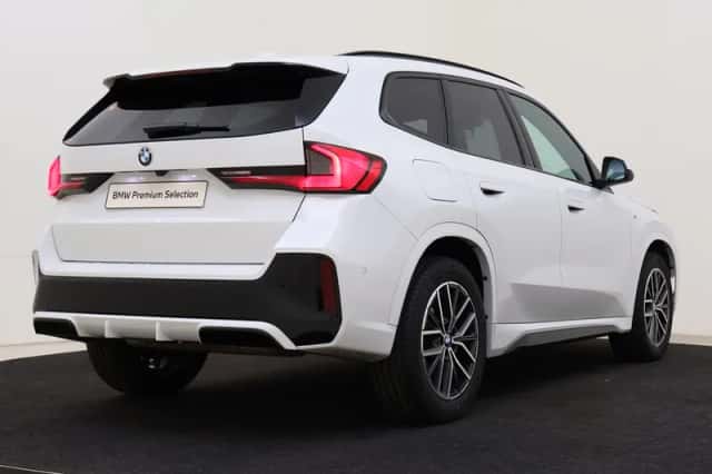 BMW X1 (2025) thumbnail 2