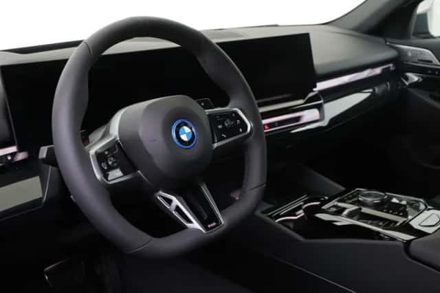 BMW 5-Serie (2026) thumbnail 3