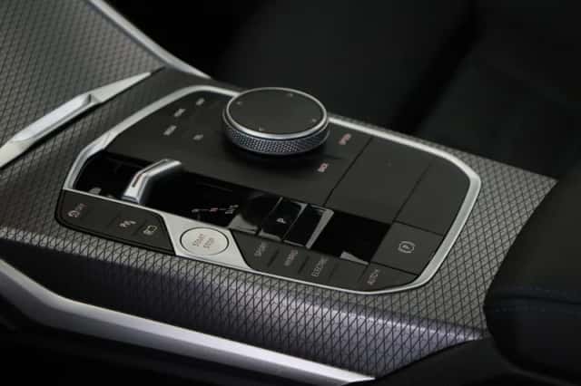 BMW 3-Serie (2025) thumbnail 6