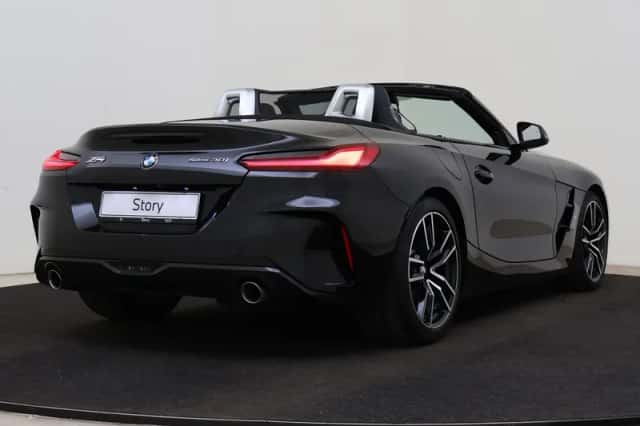 BMW Z4 (2025) thumbnail 2