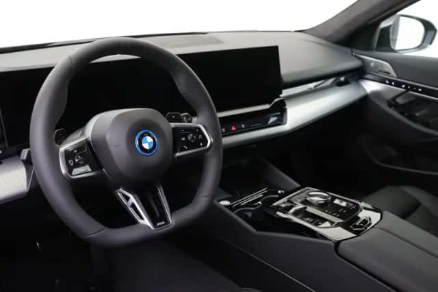 BMW 5-Serie (2026) thumbnail 3