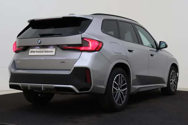 BMW X1 (2025) thumbnail 2