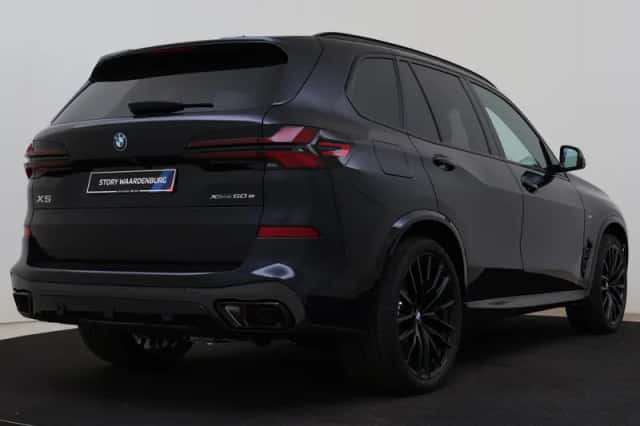BMW X5 (2026) thumbnail 2