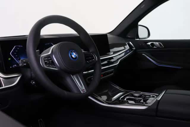 BMW X5 (2026) thumbnail 3