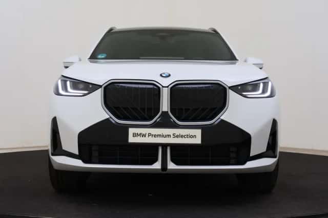 BMW X3 (2025) thumbnail 4