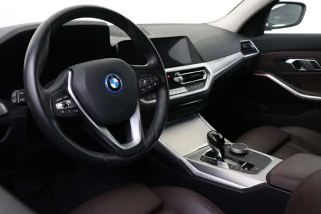 BMW 3-Serie (2022) thumbnail 3