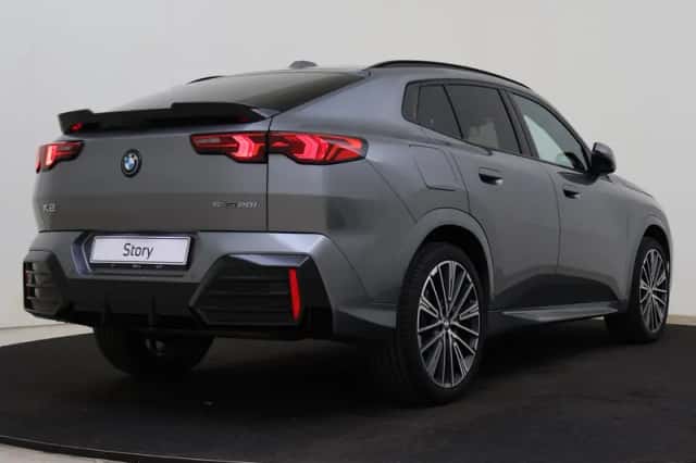 BMW X2 (2025) thumbnail 2