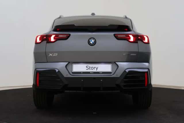 BMW X2 (2025) thumbnail 5