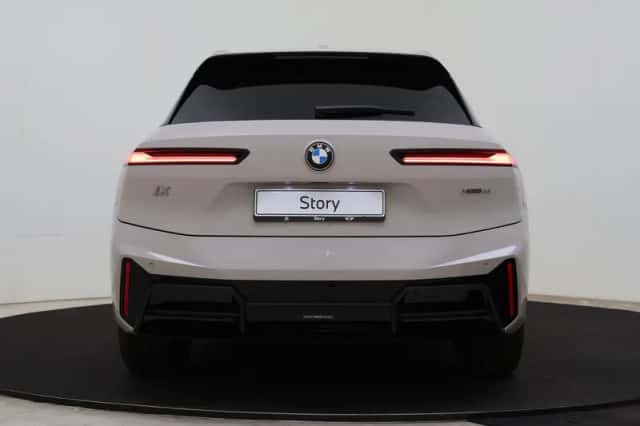 BMW iX (2025) thumbnail 5