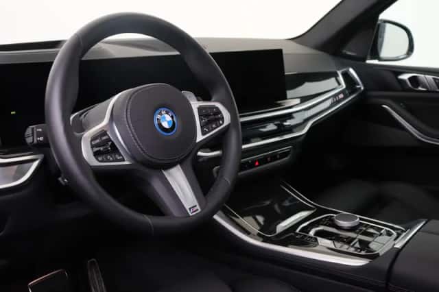 BMW X5 (2026) thumbnail 3