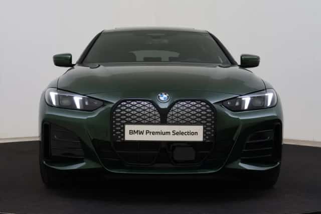 BMW i4 (2026) thumbnail 4