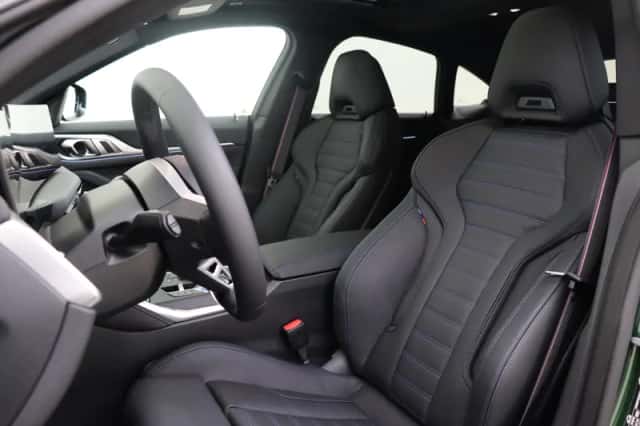 BMW i4 (2026) thumbnail 6