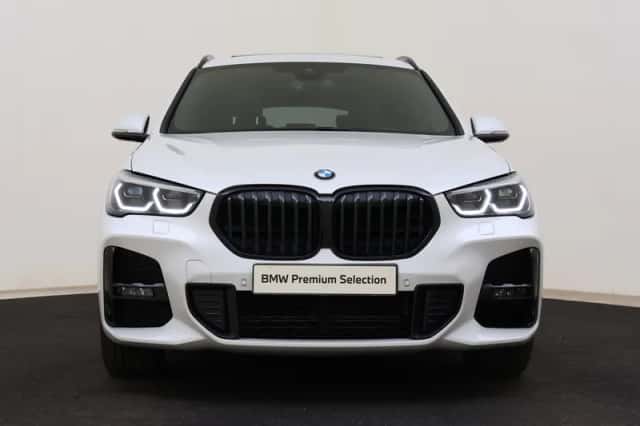 BMW X1 (2021) thumbnail 4