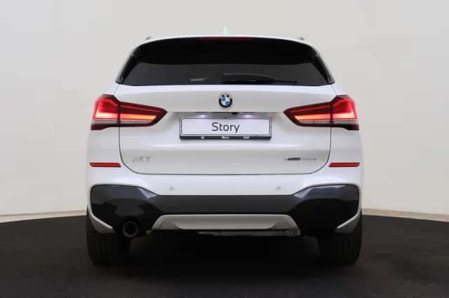 BMW X1 (2021) thumbnail 5
