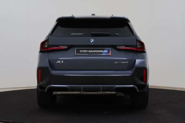 BMW X1 (2026) thumbnail 5