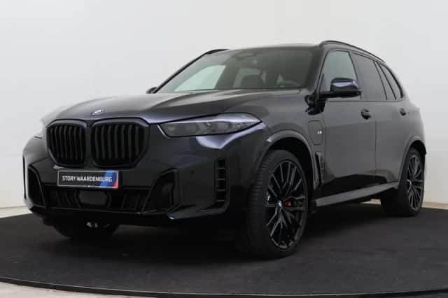BMW X5 (2026) thumbnail 1