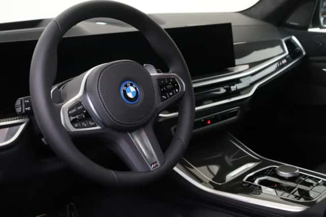 BMW X5 (2026) thumbnail 3