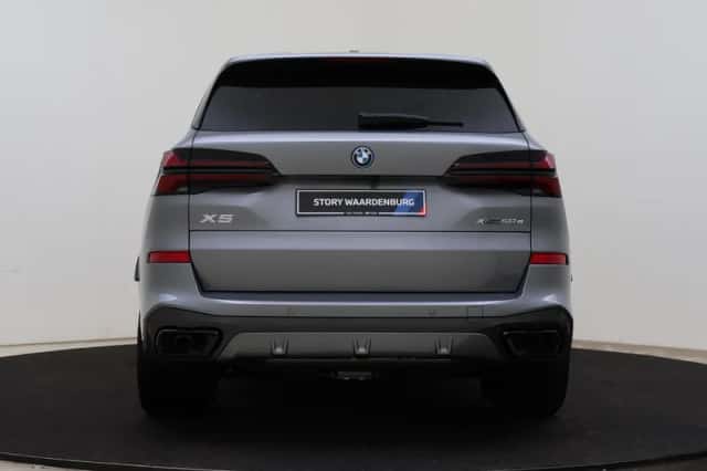BMW X5 (2026) thumbnail 5