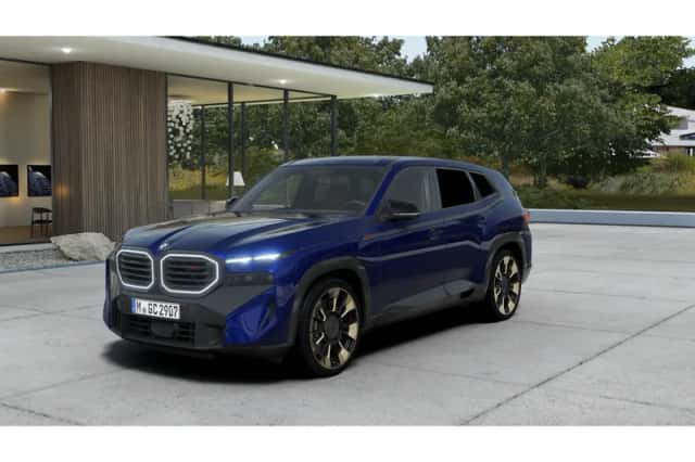 BMW XM (2026) thumbnail 1