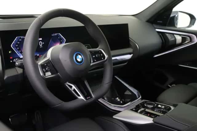 BMW X3 (2026) thumbnail 3