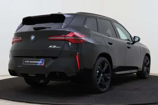 BMW X3 (2026) thumbnail 2