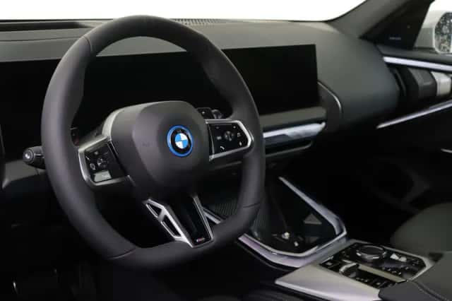 BMW X3 (2026) thumbnail 3