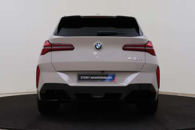BMW X3 (2026) thumbnail 5