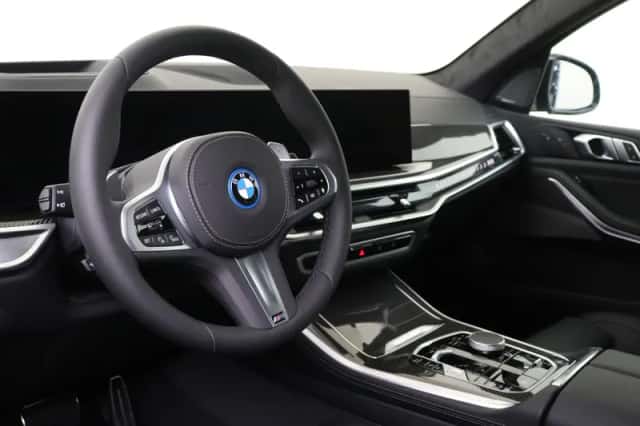 BMW X5 (2026) thumbnail 3