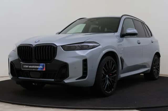 BMW X5 (2026) thumbnail 1