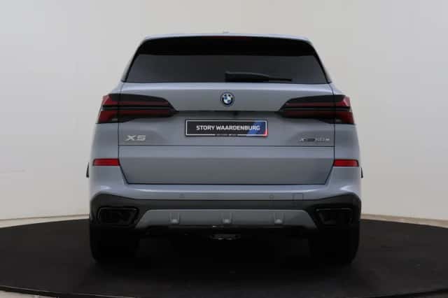BMW X5 (2026) thumbnail 5