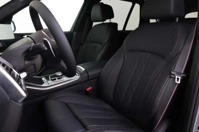 BMW X5 (2026) thumbnail 6