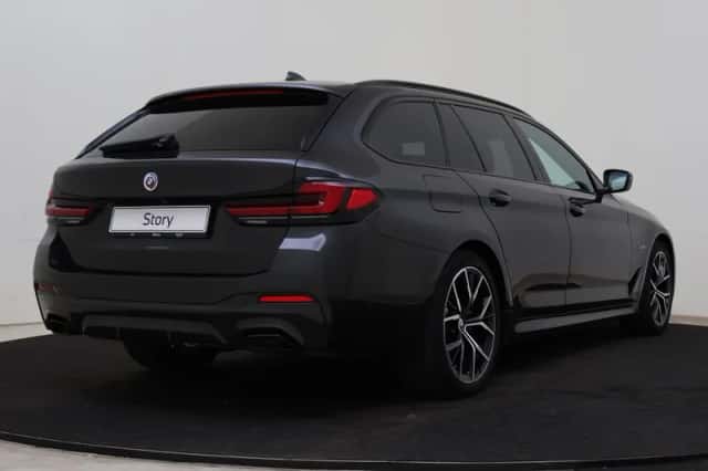 BMW 5-Serie (2023) thumbnail 2