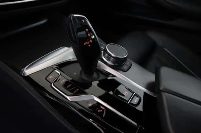 BMW 5-Serie (2023) thumbnail 6