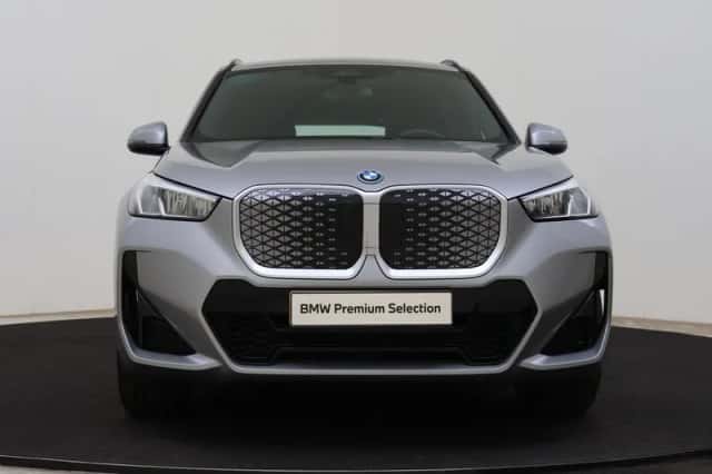 BMW iX1 (2025) thumbnail 4