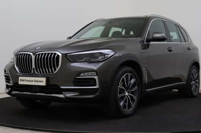 BMW X5 (2021) thumbnail 1