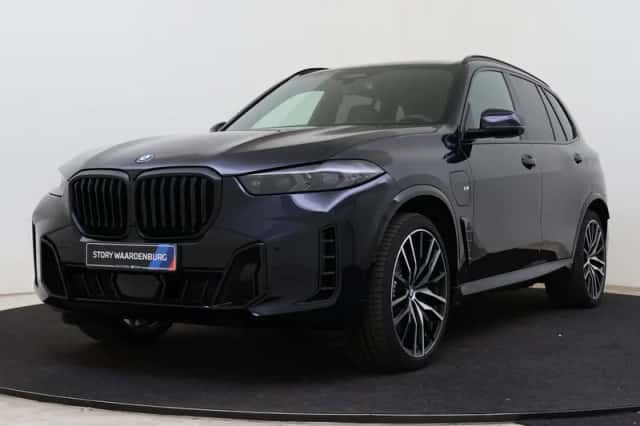 BMW X5 (2026) thumbnail 1