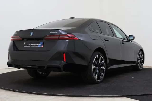 BMW 5-Serie (2026) thumbnail 2