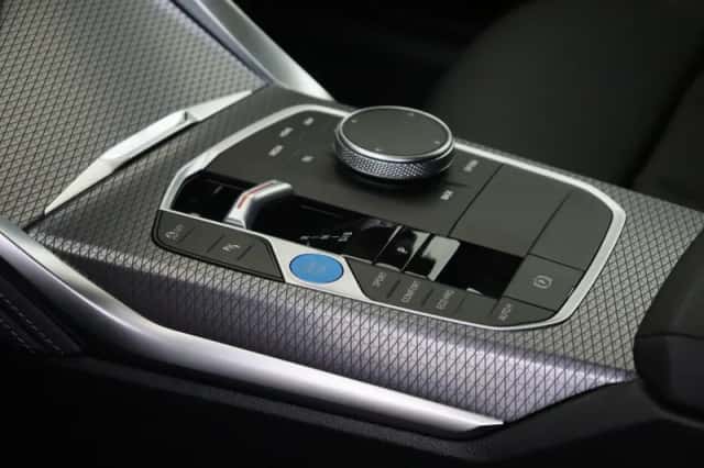 BMW i4 (2026) thumbnail 6