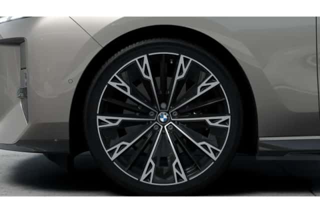 BMW i7 (2026) thumbnail 6