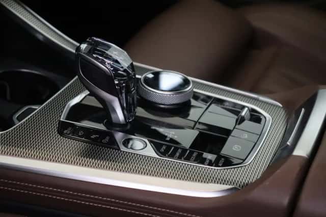 BMW X5 (2019) thumbnail 6