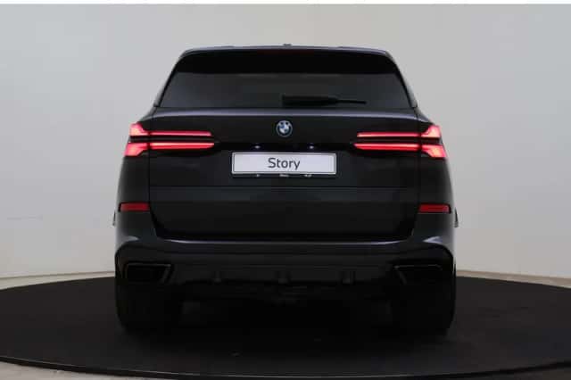 BMW X5 (2024) thumbnail 5