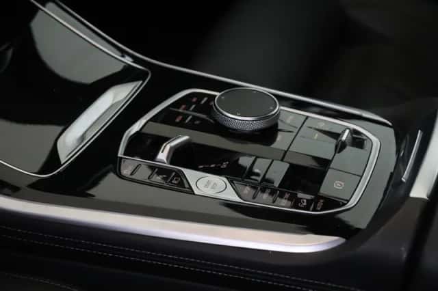 BMW X5 (2024) thumbnail 6