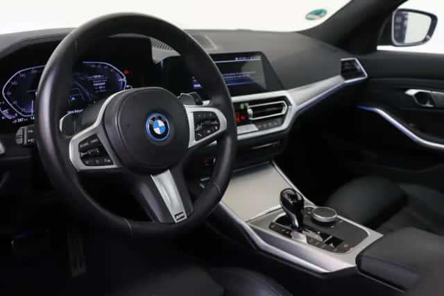 BMW 3-Serie (2022) thumbnail 3