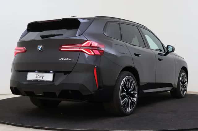 BMW X3 (2025) thumbnail 2